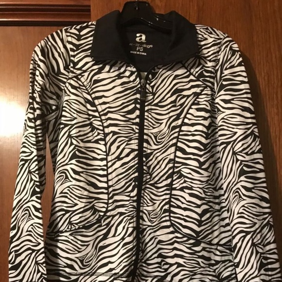 Activewear Jacket - Picture 1 of 2